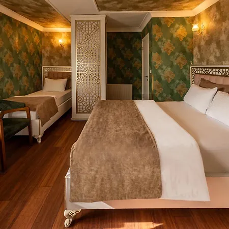Hotel Golden Dream
