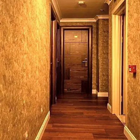 Hotel Golden Dream 3*