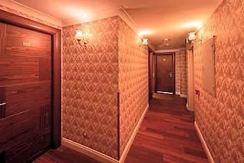 Golden Dream Hotel 3*