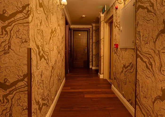 Hotell Golden Dream 3*