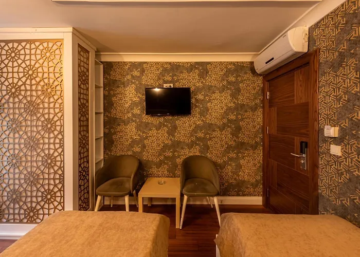 Golden Dream Hotell 3*