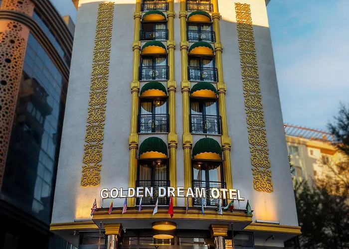 Golden Dream Hotell 3*