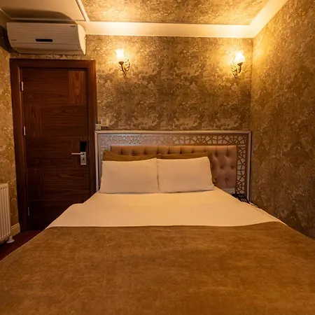 Golden Dream Hotel